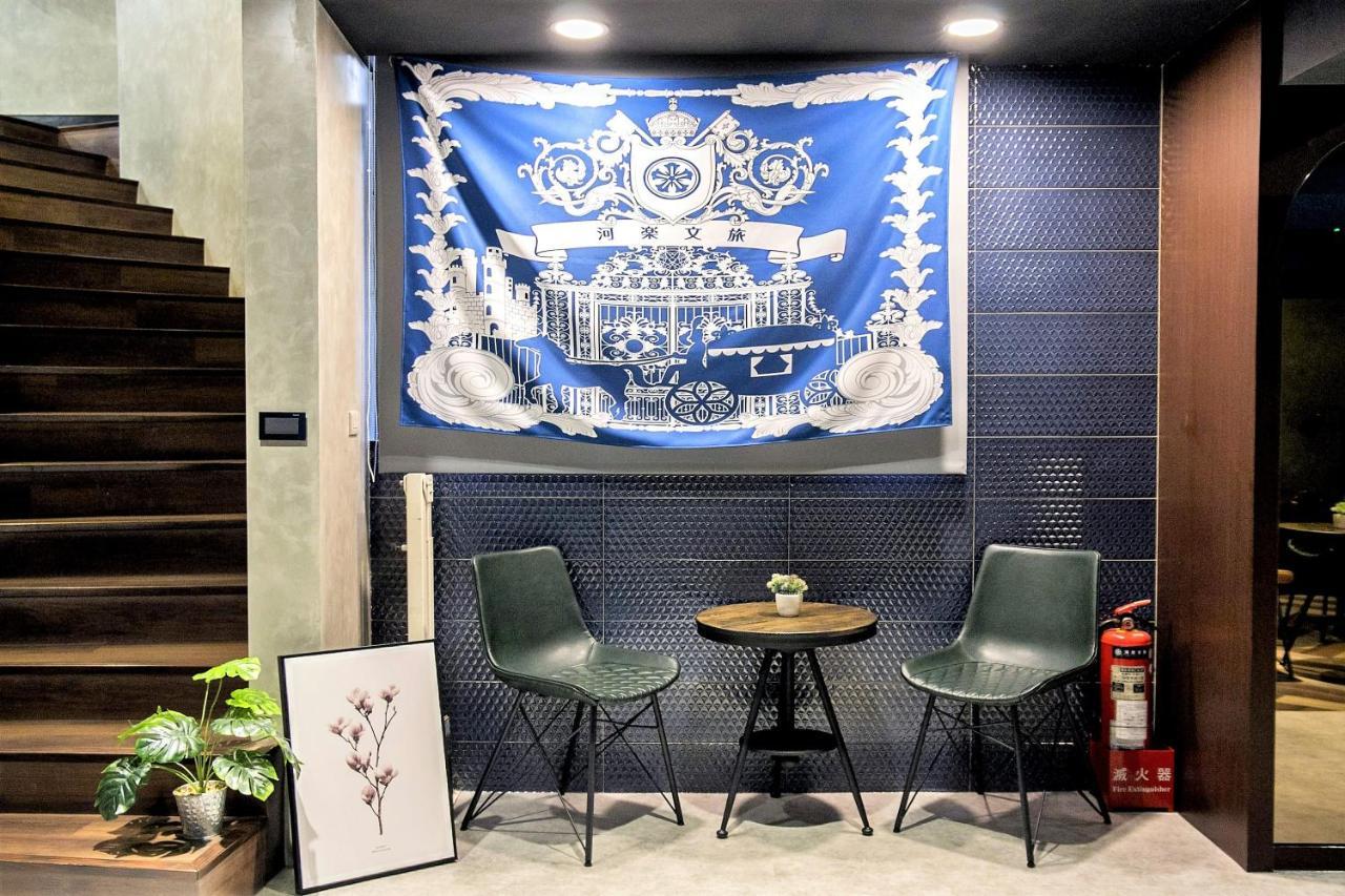 Holo Hotel Tainan Luaran gambar