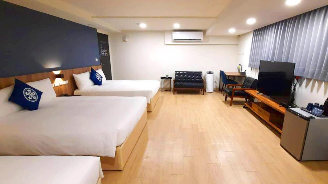 Holo Hotel Tainan Luaran gambar