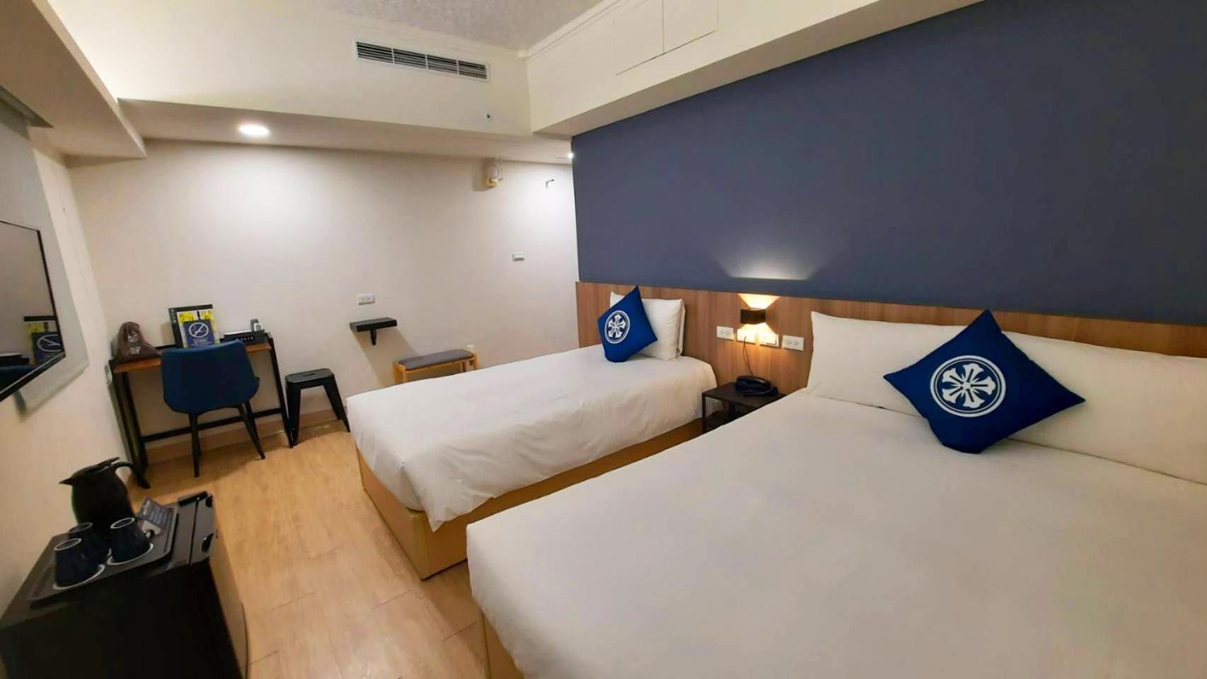Holo Hotel Tainan Luaran gambar